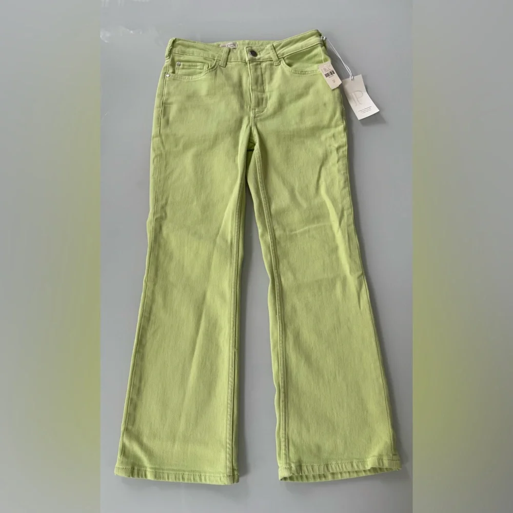 NWT Pilcro Anthropologie Green Flare Jeans | Size 27